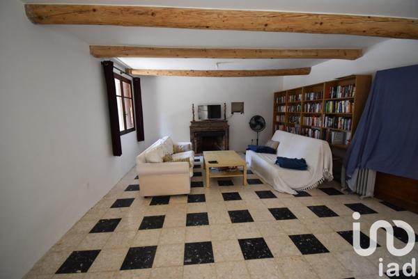 Maison 9 pièces de 265 m² à Villeneuve-les-Corbières (11360)