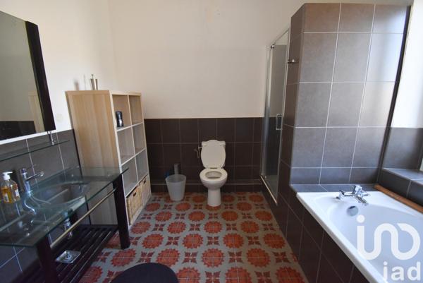 Maison 9 pièces de 265 m² à Villeneuve-les-Corbières (11360)