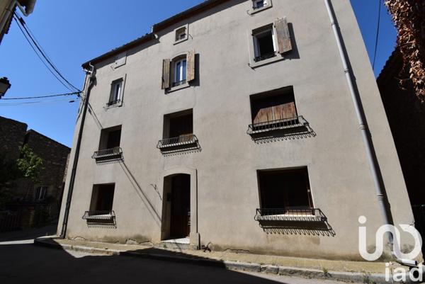 Maison 9 pièces de 265 m² à Villeneuve-les-Corbières (11360)
