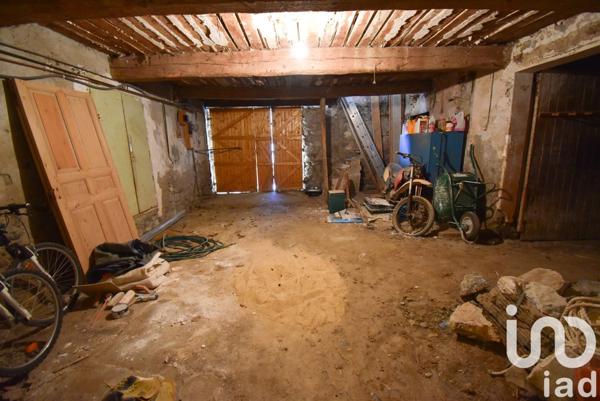 Maison 9 pièces de 265 m² à Villeneuve-les-Corbières (11360)