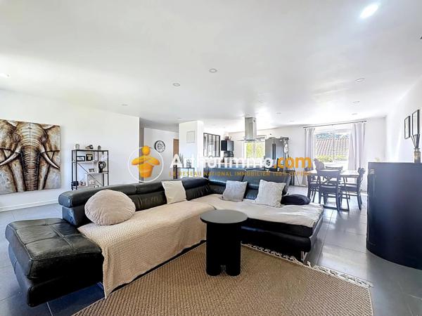 Vente Maison 6 pièces 173 m2 à Villefontaine