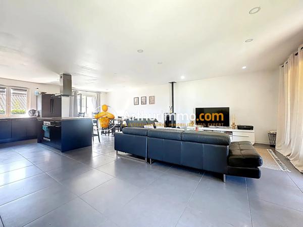 Vente Maison 6 pièces 173 m2 à Villefontaine