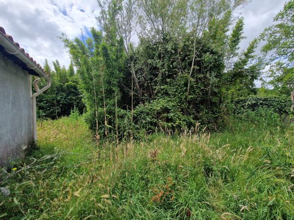 Terrain constructible - REZE LA CLASSERIE