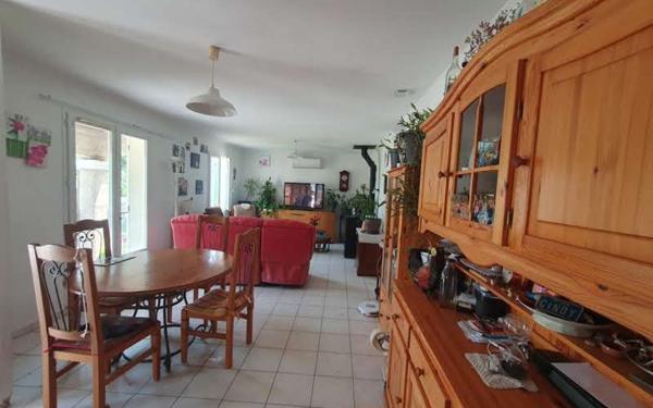 Maison à vendre    4 pièces •  Les Vans