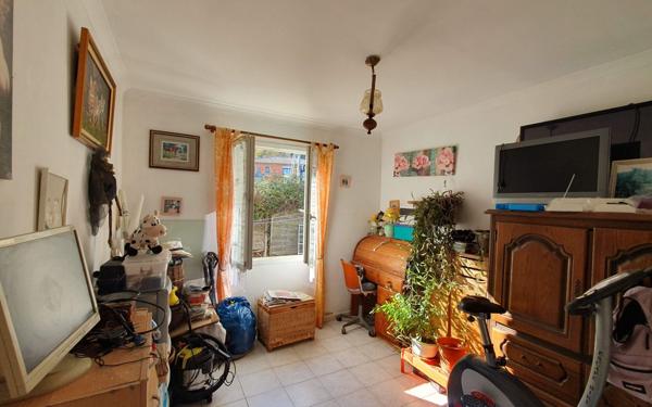 Maison à vendre    4 pièces •  Les Vans