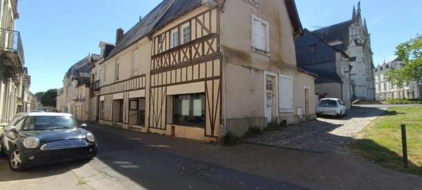 Immeuble de rapport à fort potentiel – Beaufort‑en‑Anjou