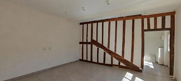 Immeuble de rapport à fort potentiel – Beaufort‑en‑Anjou