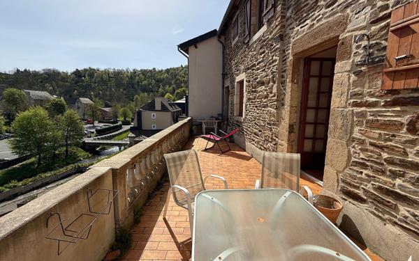 Maison à vendre    7 pièces •  Bagnols-les-Bains