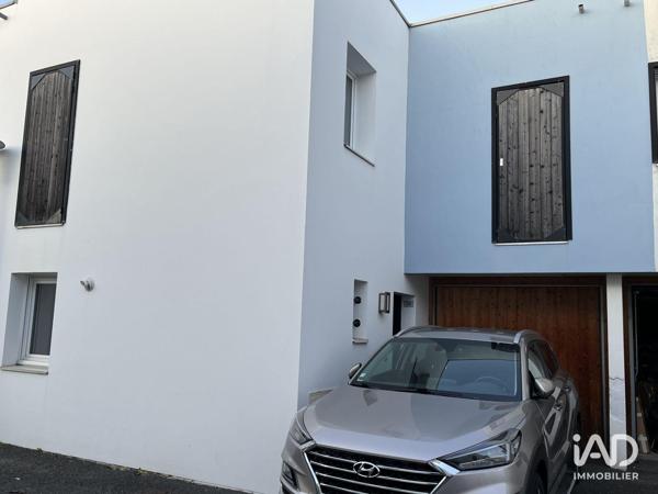 Location maison 4 pièces 86 m² Pessac