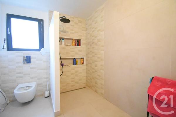 Maison à vendre  5 pièces - 131 m 2   ABREST  - 03