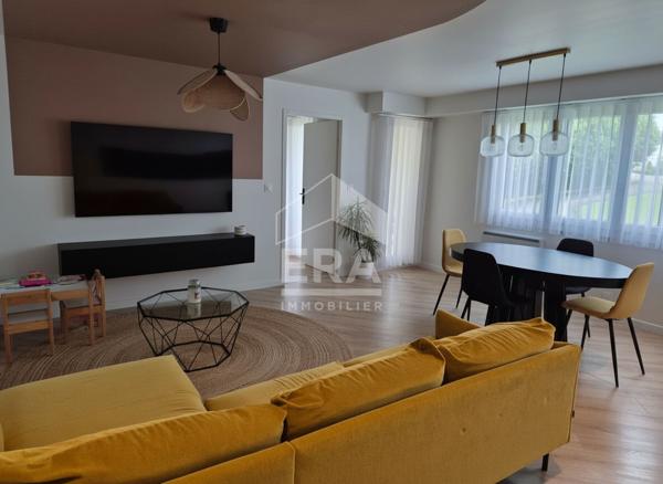 BEL APPARTEMENT RÉNOVÉ DE 79 M² AVEC BALCON ET GARAGE À VALDAHON