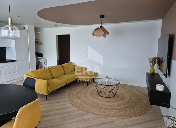 BEL APPARTEMENT RÉNOVÉ DE 79 M² AVEC BALCON ET GARAGE À VALDAHON