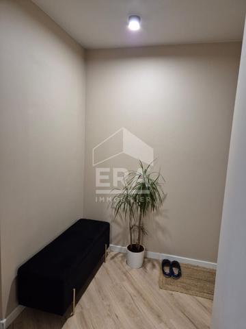 BEL APPARTEMENT RÉNOVÉ DE 79 M² AVEC BALCON ET GARAGE À VALDAHON