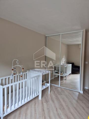 BEL APPARTEMENT RÉNOVÉ DE 79 M² AVEC BALCON ET GARAGE À VALDAHON