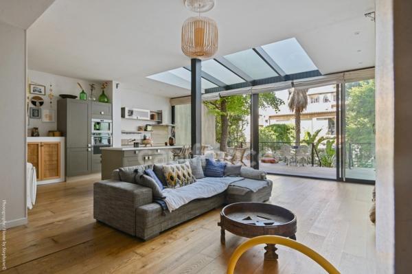 Appartement à vendre 3/4 pièces avec JARDIN et PISCINE MARSEILLE 8EME ARRONDISSEMENT (13)