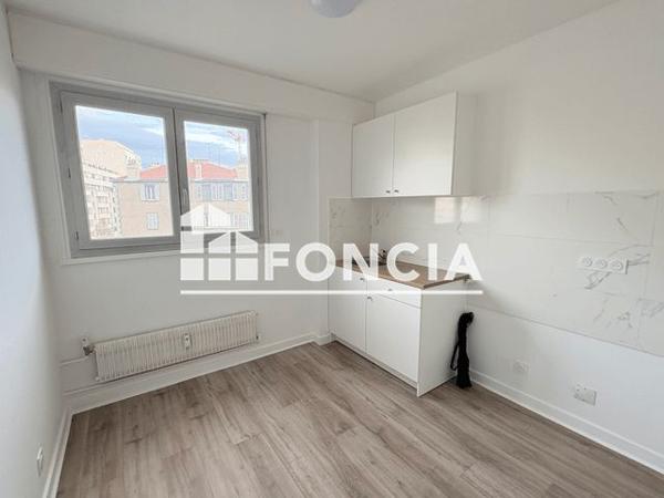 Location Appartement 2 pièces 55.46 m² - 55 RUE BONNABAUD Clermont Ferrand 63000
