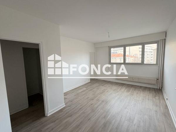 Location Appartement 2 pièces 55.46 m² - 55 RUE BONNABAUD Clermont Ferrand 63000