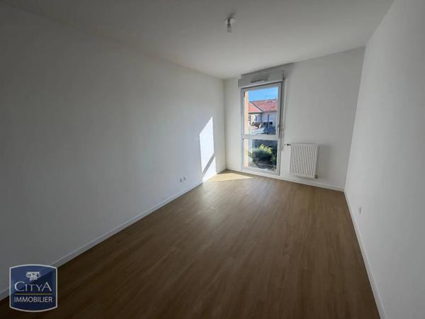 Appartement à louer 3 pièces 69.21m² Saint-Chamond (42400)