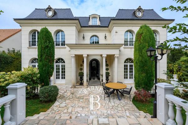 Saint-Maur-des-Fossés, Maison 10 Chambres -  525 m² à vendre