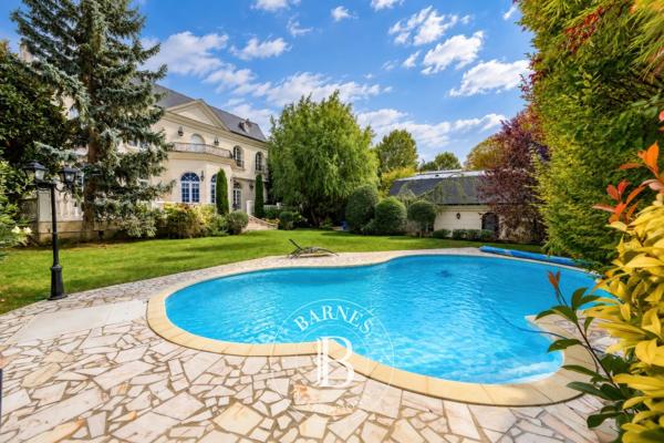 Saint-Maur-des-Fossés, Maison 10 Chambres -  525 m² à vendre