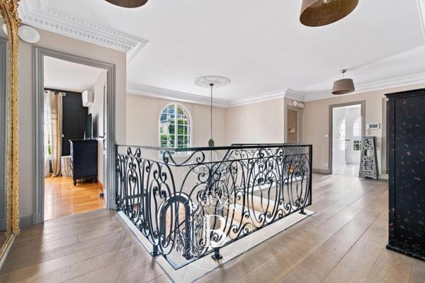 Saint-Maur-des-Fossés, Maison 10 Chambres -  525 m² à vendre