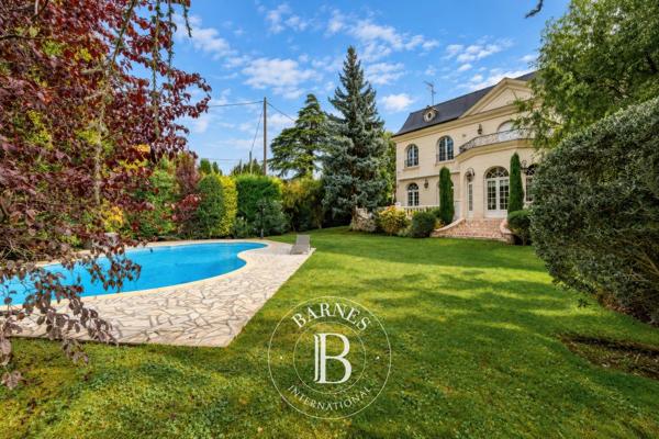 Saint-Maur-des-Fossés, Maison 10 Chambres -  525 m² à vendre