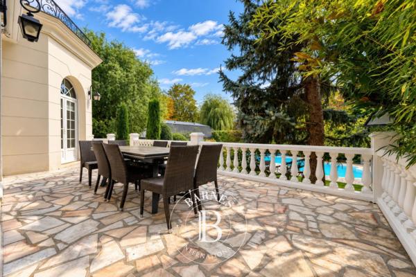 Saint-Maur-des-Fossés, Maison 10 Chambres -  525 m² à vendre