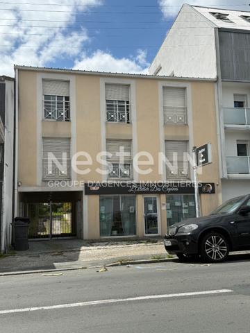 A vendre Immeuble en mono-propriété Villenave D Ornon 240 m2