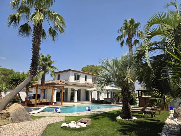 Immobilier Puget-sur-Argens (83480) – Propriété 150.24m2 – 995 000 €