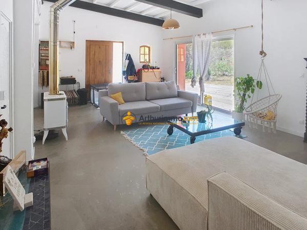 Vente                                                      Maison
                        
                     6 pièces                      178 m2                     à Estagel
