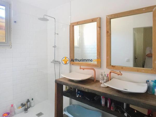 Vente                                                      Maison
                        
                     6 pièces                      178 m2                     à Estagel