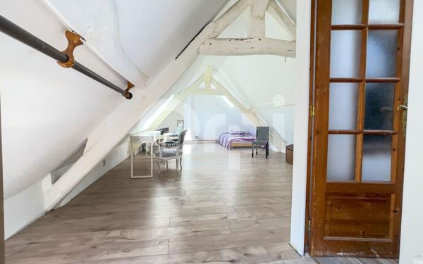 Maison à vendre    5 pièces •  Ecquevilly