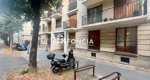 Location Chambre 16.5 m² - Versailles 78000