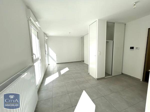 Appartement à louer 1 pièce 29.24m² Saint-Étienne (42000)