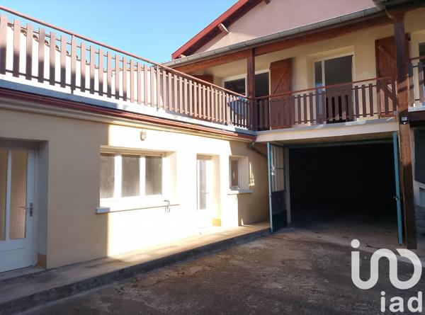 Maison 5 pièces de 68 m² à Sury-le-Comtal (42450)