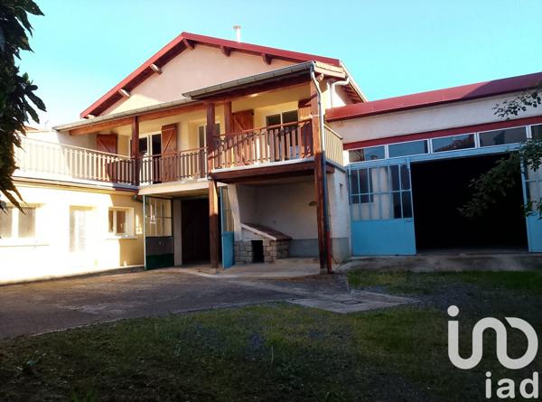 Maison 5 pièces de 68 m² à Sury-le-Comtal (42450)