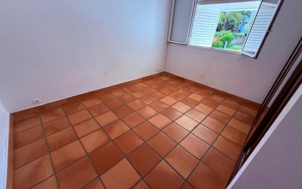 Maison à vendre    4 pièces •  Cayenne