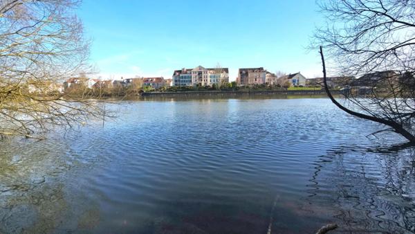 95000 CERGY - MURS, maison à réhabiliter près d'hôtel prestige terrain 685 m²