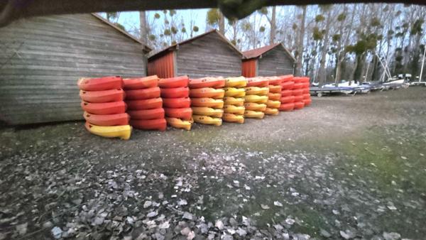 95000 CERGY - MURS, maison à réhabiliter près d'hôtel prestige terrain 685 m²