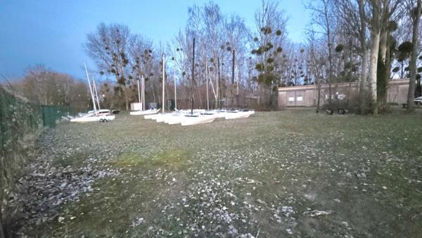 95000 CERGY - MURS, maison à réhabiliter près d'hôtel prestige terrain 685 m²