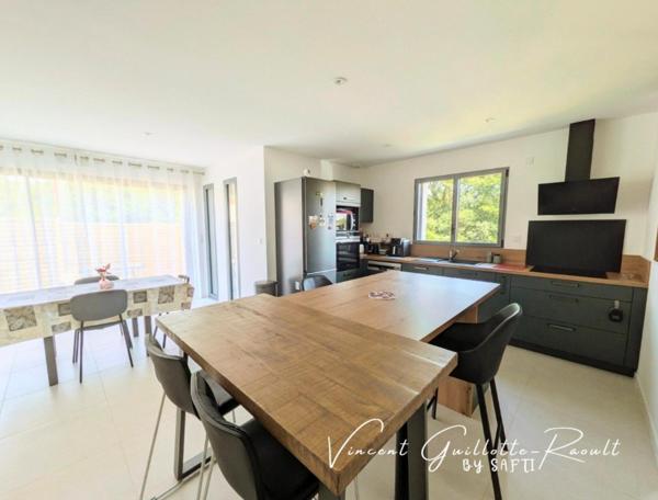 Maison 2024- 4 pieces- 3 chambres-terrain 368 m²