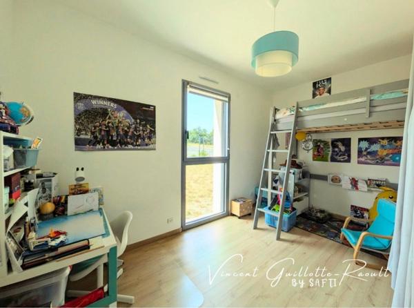 Maison 2024- 4 pieces- 3 chambres-terrain 368 m²