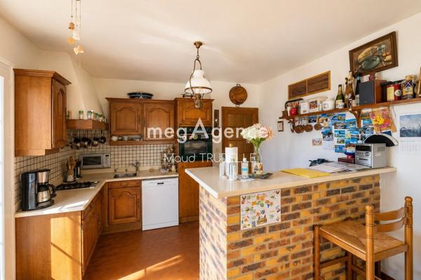 Maison à Saint-Saturnin, 72650 - 6 pièces 165m²
