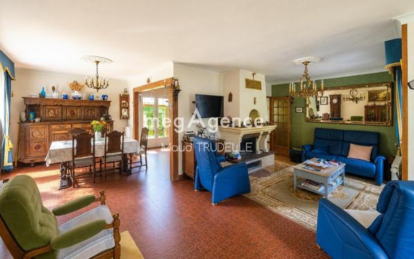 Maison à Saint-Saturnin, 72650 - 6 pièces 165m²