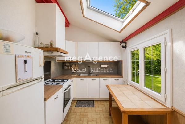 Maison à Saint-Saturnin, 72650 - 6 pièces 165m²