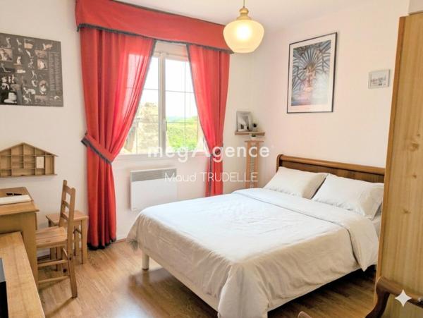 Maison à Saint-Saturnin, 72650 - 6 pièces 165m²