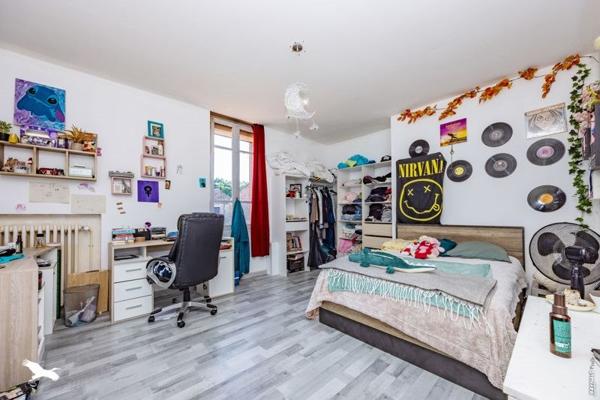Maison à vendre 169 000 € Graulhet 8 p 175 m² DPE C