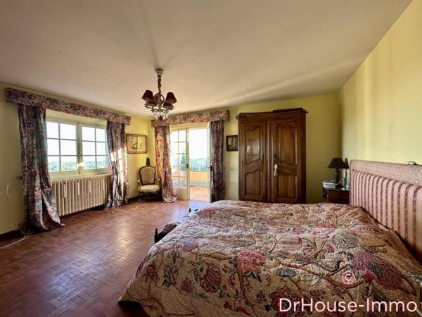 Maison à vendre 6 pièces de 199 m²