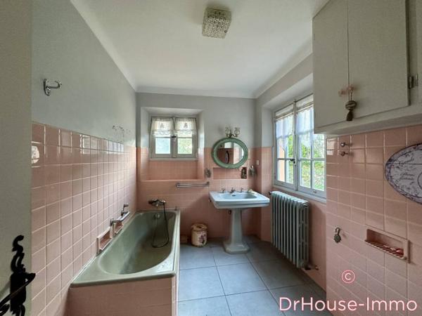 Maison à vendre 6 pièces de 199 m²