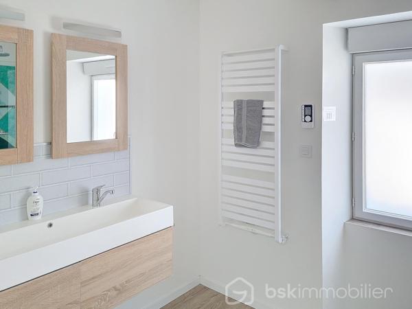 Maison de village de 259 m²